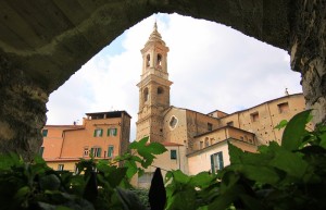 Parrocchiale di San Tommaso nel centro storico di Dolcedo