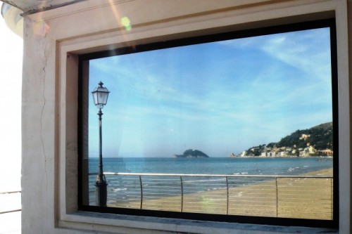 Albenga - Un' isola in cornice Albenga - Un' isola in cornice