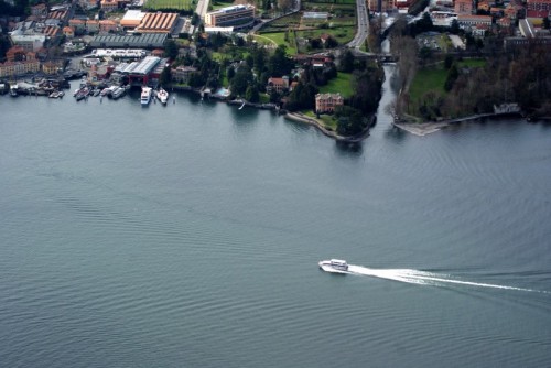 Cernobbio - Il porto di Cernobbio visto dal faro di Brunate Cernobbio - Il porto di Cernobbio visto dal faro di Brunate