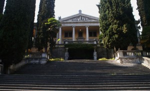 Scalinata di Villa Alba