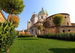 piazza Paolo VI  (il duomo)