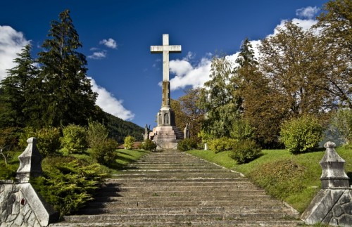 Bleggio Superiore - Al monumento della S. Croce