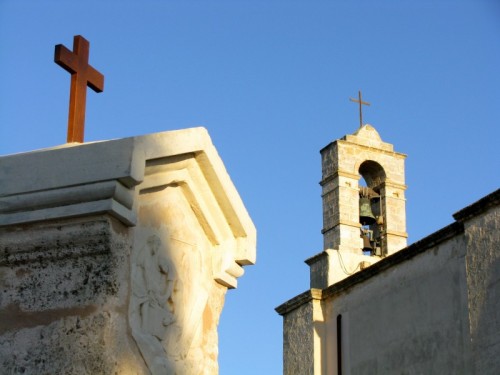 Casarano - via crucis verso la vela della madonna della campana Casarano - via crucis verso la vela della madonna della campana