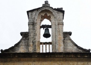Campanile a vela settecentesco d. Chiesa di S. Giovanni Battista