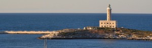 Il faro di Vieste sullo scoglio di S. Eufemia