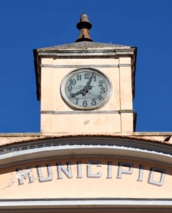 L’orologio del “Trono” di San Marco in Lamis (FG)