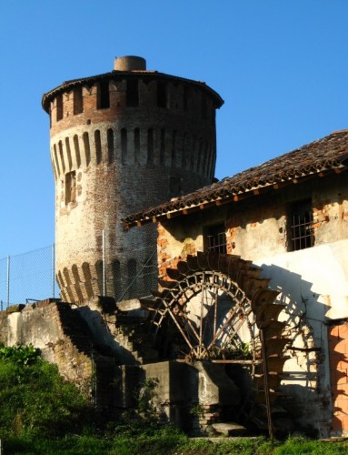 Soncino - All'ombra della torre ... Soncino - All'ombra della torre ...