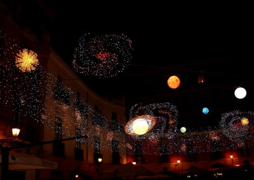 Salerno - I pianeti a piazza Flavio Gioia. Luminarie 2010. Salerno Salerno - I pianeti a piazza Flavio Gioia. Luminarie 2010. Salerno