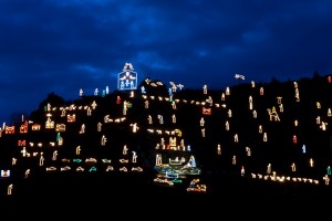 Il presepe luminoso di Manarola