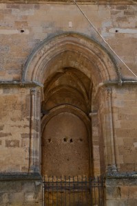 Particolare architettonico del Campanile della chiesa di S. Giovanni in Enna