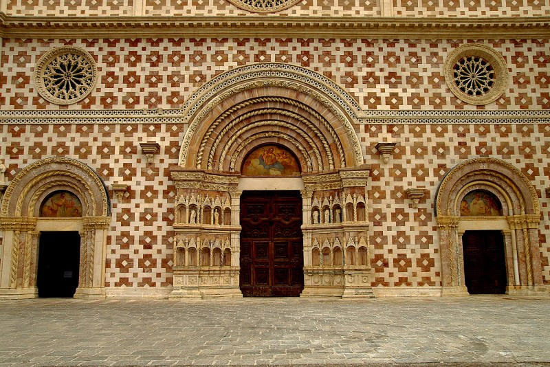 ''Basilica Santa Maria di Collemaggio ” dopo il terremoto “'' - L'Aquila