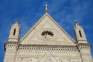 Frontone del Duomo