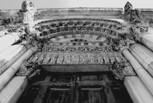 Lucca - Vista dal basso Lucca - Vista dal basso