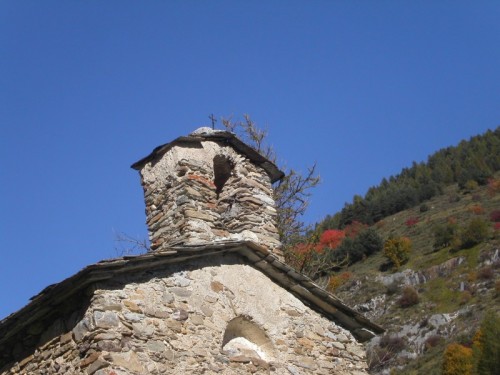 Briga Alta - Briga Alta, fraz. Upega, croce sul campanile della chiesetta Madonna della Neve
