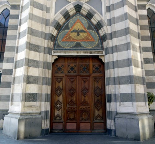 Savona - Parrocchia di quartiere.... Savona - Parrocchia di quartiere....