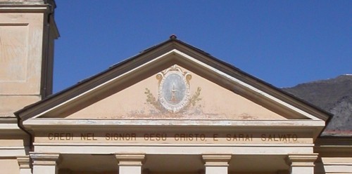 Pomaretto - Pomaretto, il frontone del tempio Valdese