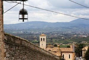 Il lampione sarebbe il meno …