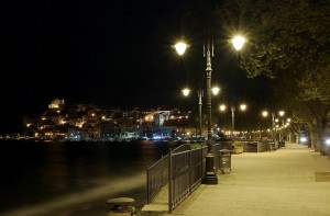 Una luce che porta al paese