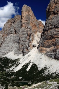 PIZA DL LECH (FANES) col piccolo Lé de Lagaciò (Lago del Lagazuoi)