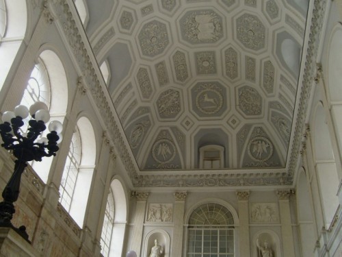 Napoli - Il soffitto dello scalone d'onore Napoli - Il soffitto dello scalone d'onore