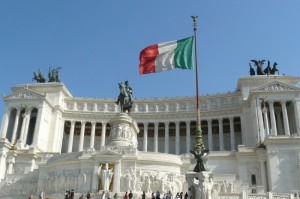 Sventola sull’Altare della Patria