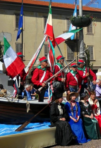 Saronno - Garibaldini a Saronno Saronno - Garibaldini a Saronno