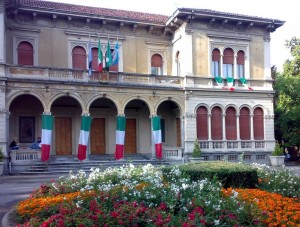 Tricolore a Villa Gianetti