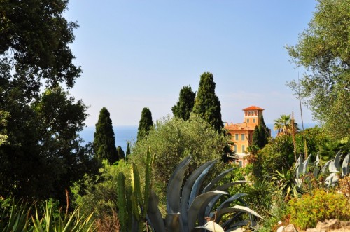 Ventimiglia - Un Paradiso esotico dalla terra al mare