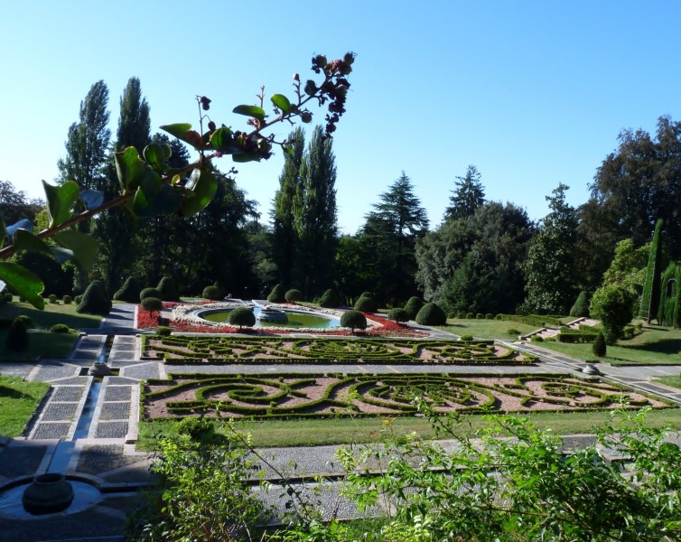 ''Parterre con arabeschi'' - Varese