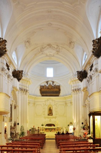 Manfredonia - Nella settecentesca Chiesa di San Benedetto