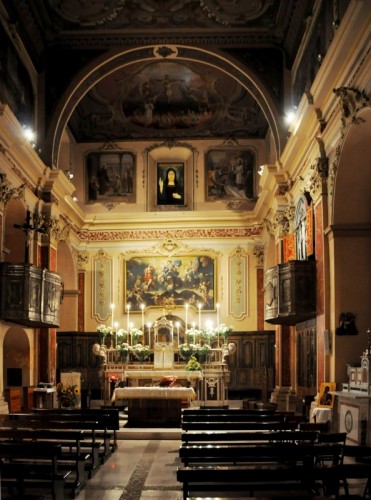 San Giovanni Rotondo - Il seicentesco interno barocco-rococò della Chiesa di S. Orsola 