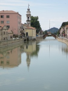 tra un ponte e l’altro.