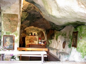 cripta del crocefisso