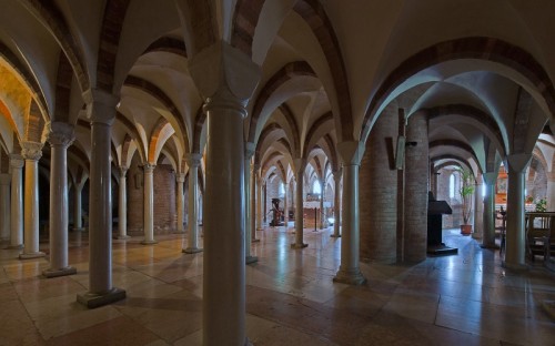 Nonantola - La cripta delle 64 colonne