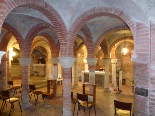 Sala Bolognese - La cripta romanica Sala Bolognese - La cripta romanica