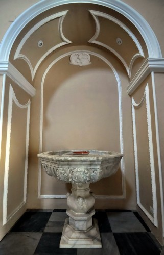 Calascibetta - Fonte battesimale Calascibetta - Fonte battesimale