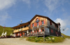 Rifugio Plan de Corones sul “panettone”