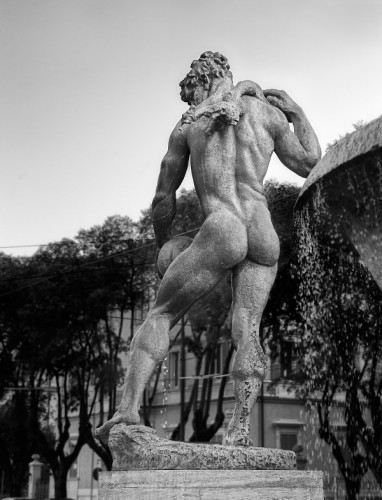 Modena - Personificazione del fiume Panaro Modena - Personificazione del fiume Panaro