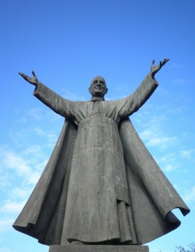 Tricase - Omaggio a Bagli in memoria dello zio Cardinale Tricase - Omaggio a Bagli in memoria dello zio Cardinale