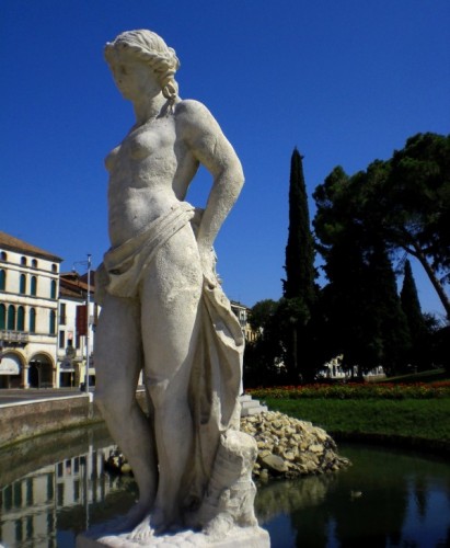 Castelfranco Veneto - Bellezza che nasconde il Giorgione 
