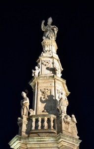 L’obelisco di Ostuni by night