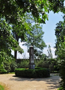Obelisco Trocadero nel Parco del Castello