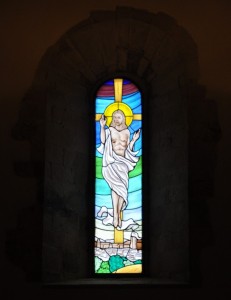 Vetrata del Cristo Risorto sopra Pietramontecorvino (FG)
