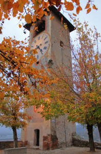 L’autunno e “Il Campanile delle ore” di Revello