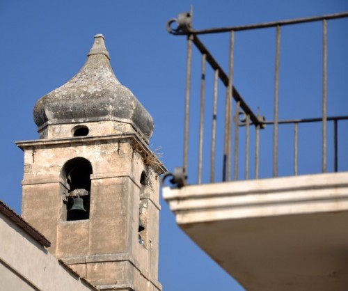 Manfredonia - Illusionisticamente tangente al balcone del Vescovado