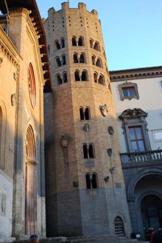 Orvieto - Torre dodecagonale della chiesa di S. Andrea