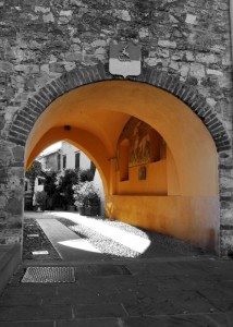 portico medioevale