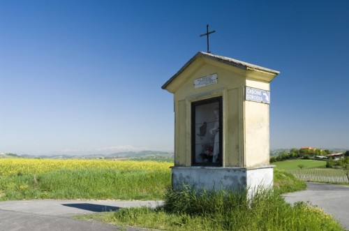 Vignale Monferrato - Nell'incrocio stradale Vignale Monferrato - Nell'incrocio stradale