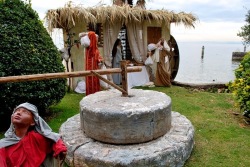 Garda - presepe a fior d'acqua Garda - presepe a fior d'acqua