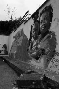 Guerra= Distruzione, Miseria, Morte. PACE, e VITA